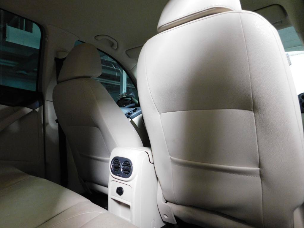 Used 2015 Volkswagen Tiguan SE AWD/4WD image 15