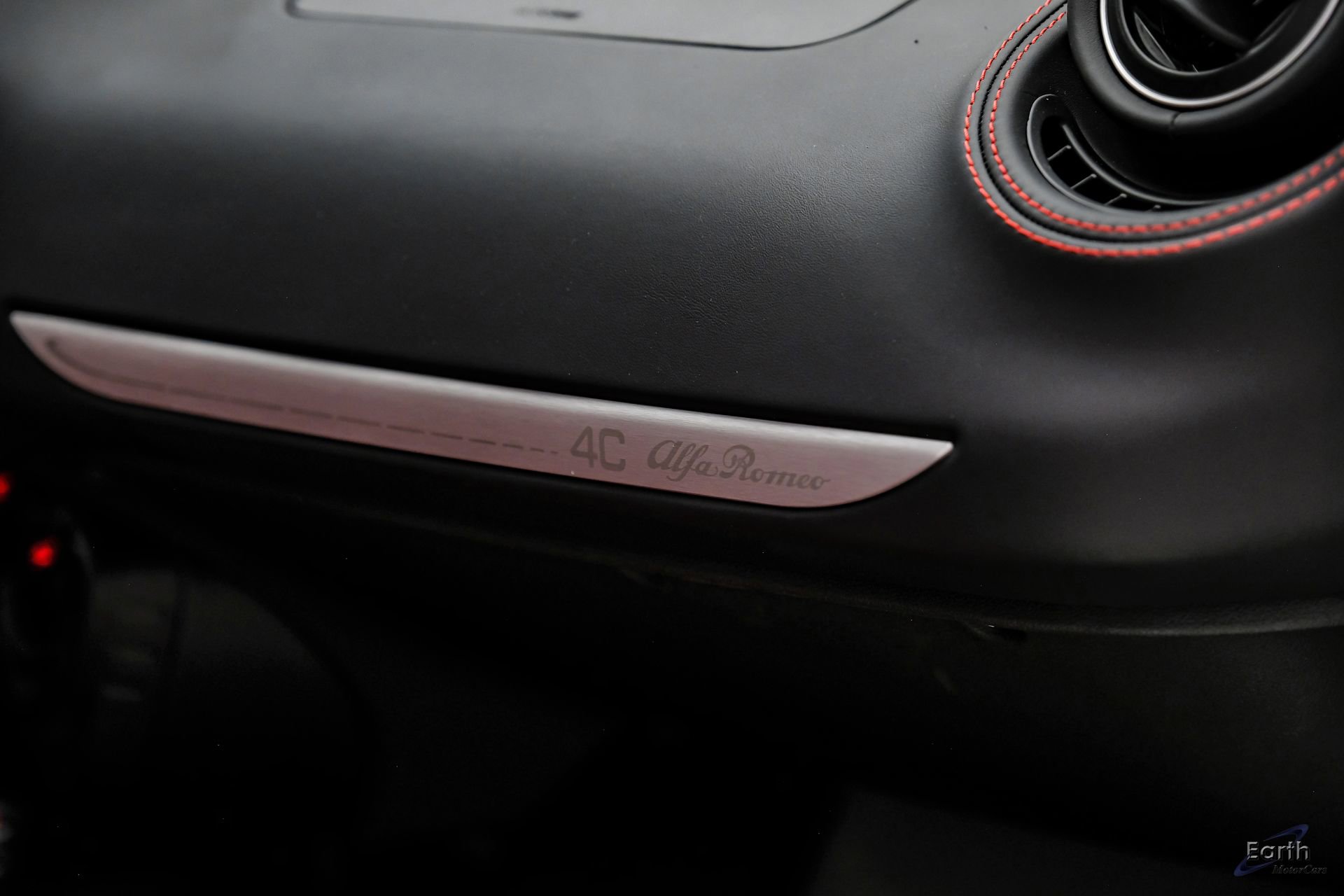 Used 2015 Alfa Romeo 4C Coupe w/ Leather Interior Group RWD image 59