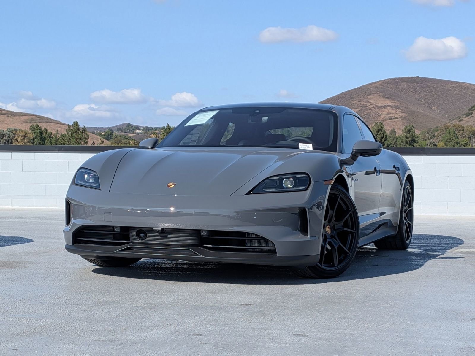 Used 2026 Porsche Taycan image 1