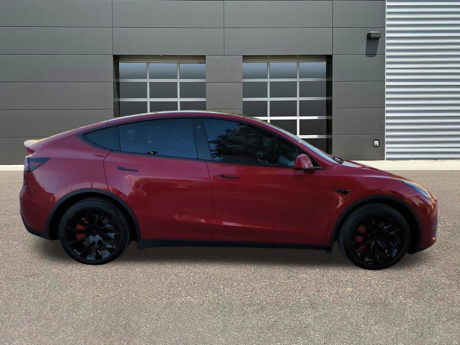 Used 2022 Tesla Model Y Long Range AWD/4WD image 8