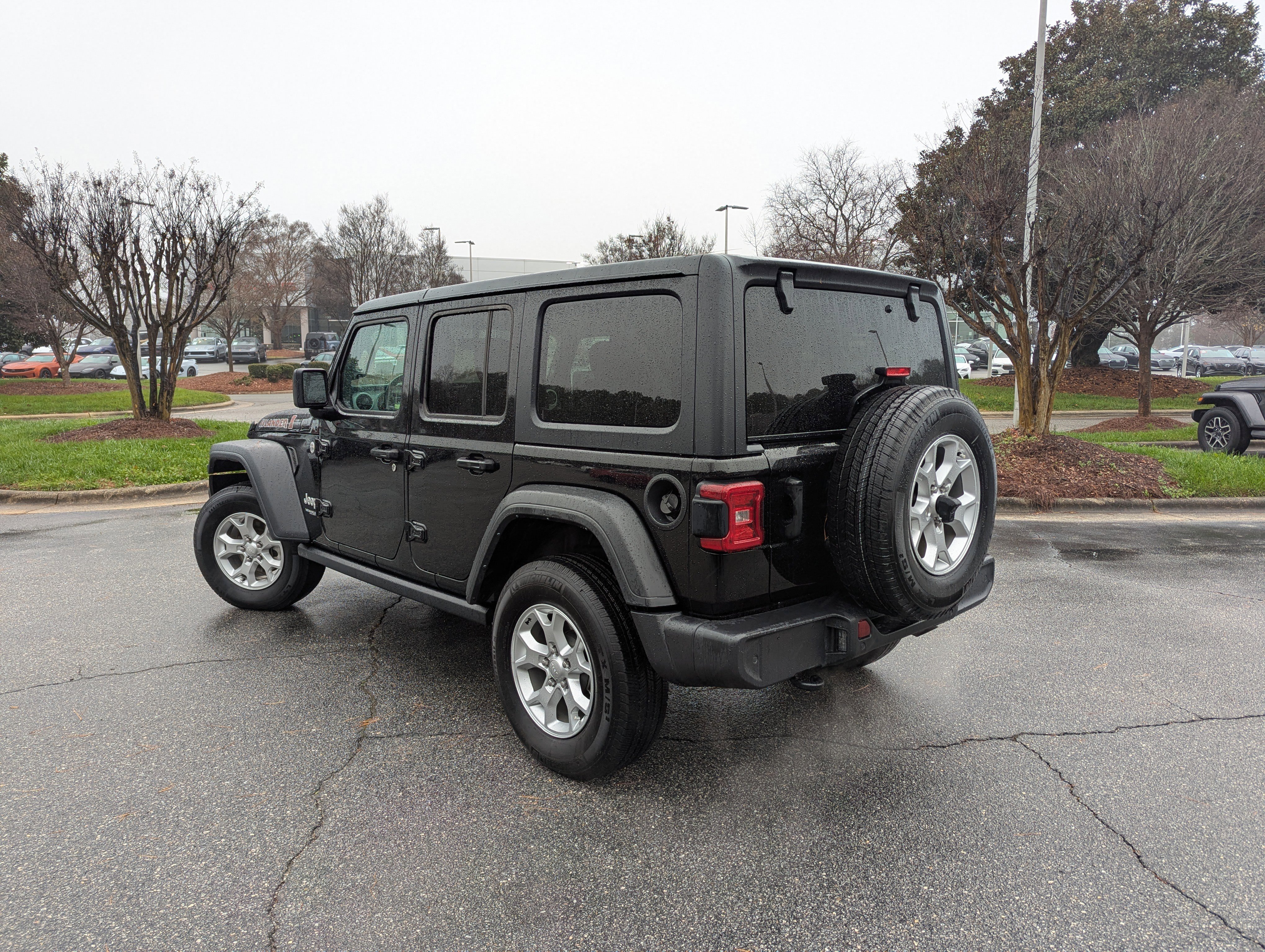 Used 2021 Jeep Wrangler Islander image 7