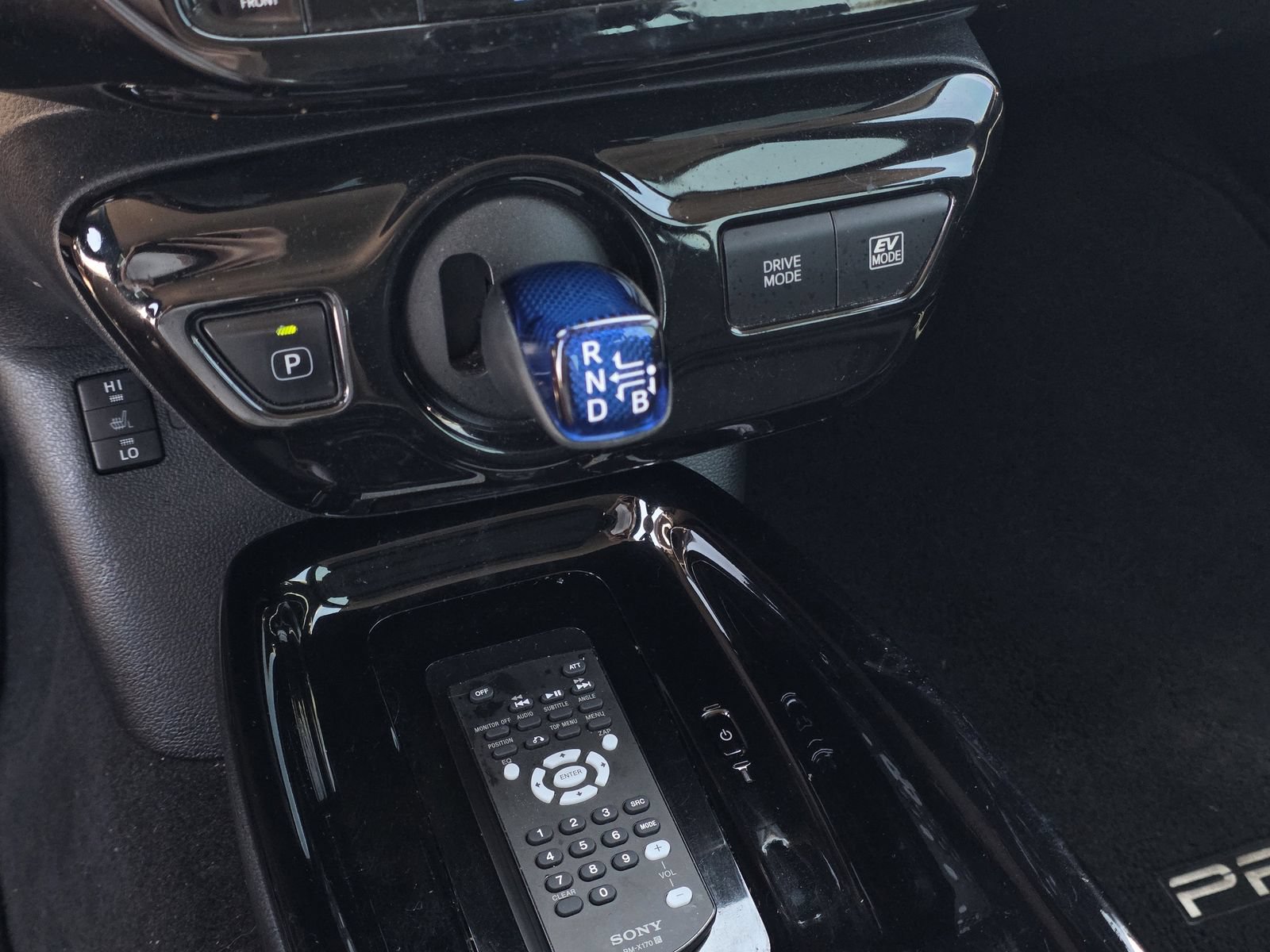 Used 2017 Toyota Prius Four Touring FWD image 13