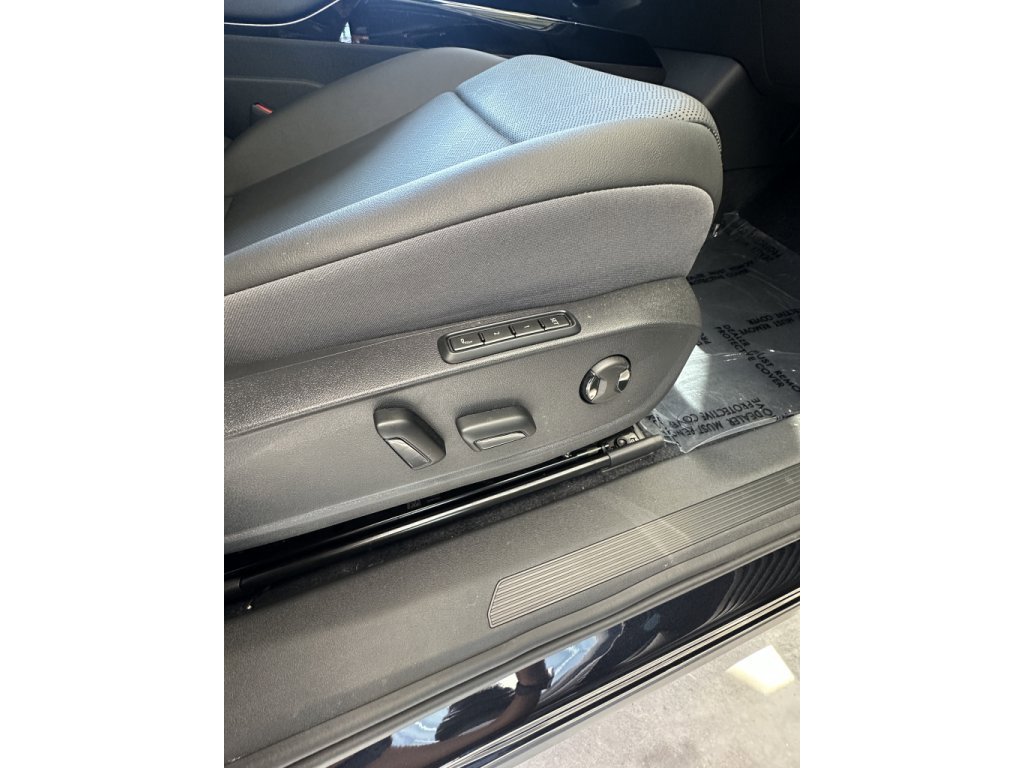 Used 2023 Volkswagen ID.4 S image 30