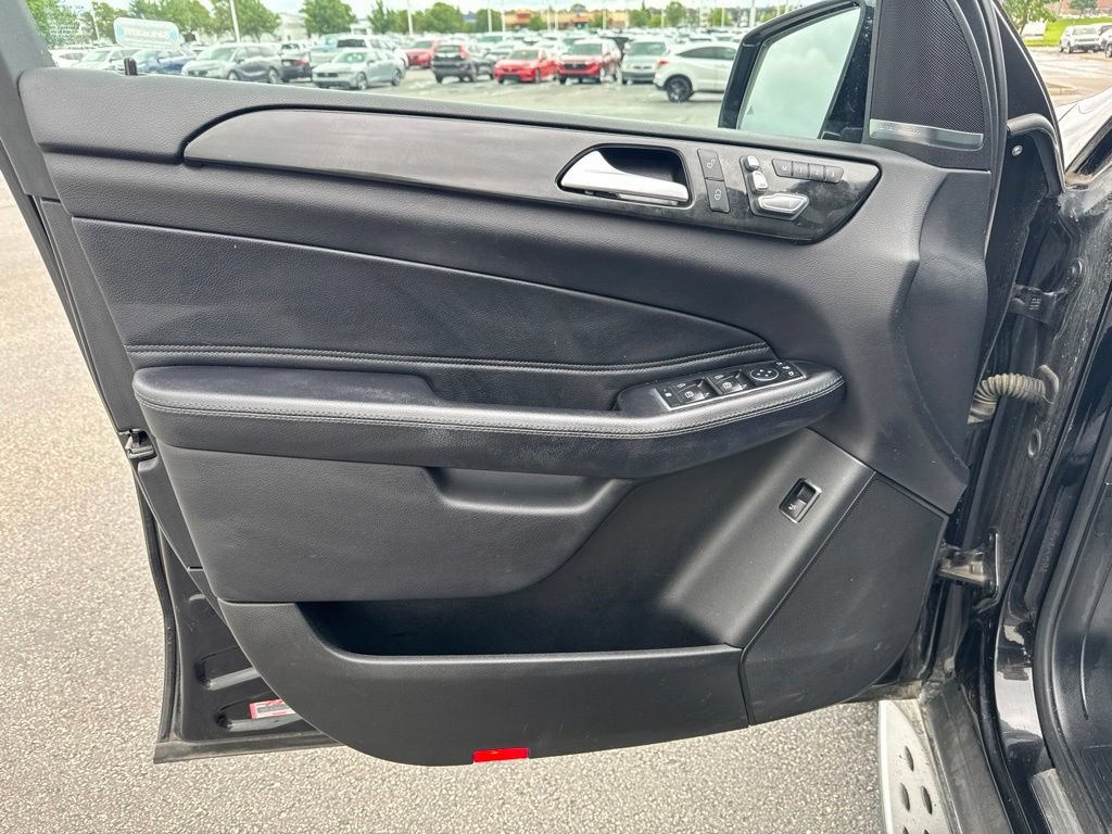 Used 2018 Mercedes-Benz GLE 350 4MATIC image 29