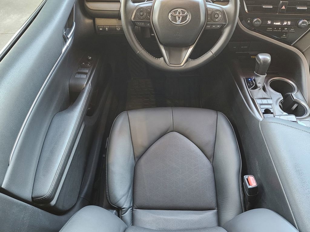 Used 2024 Toyota Camry XSE image 11