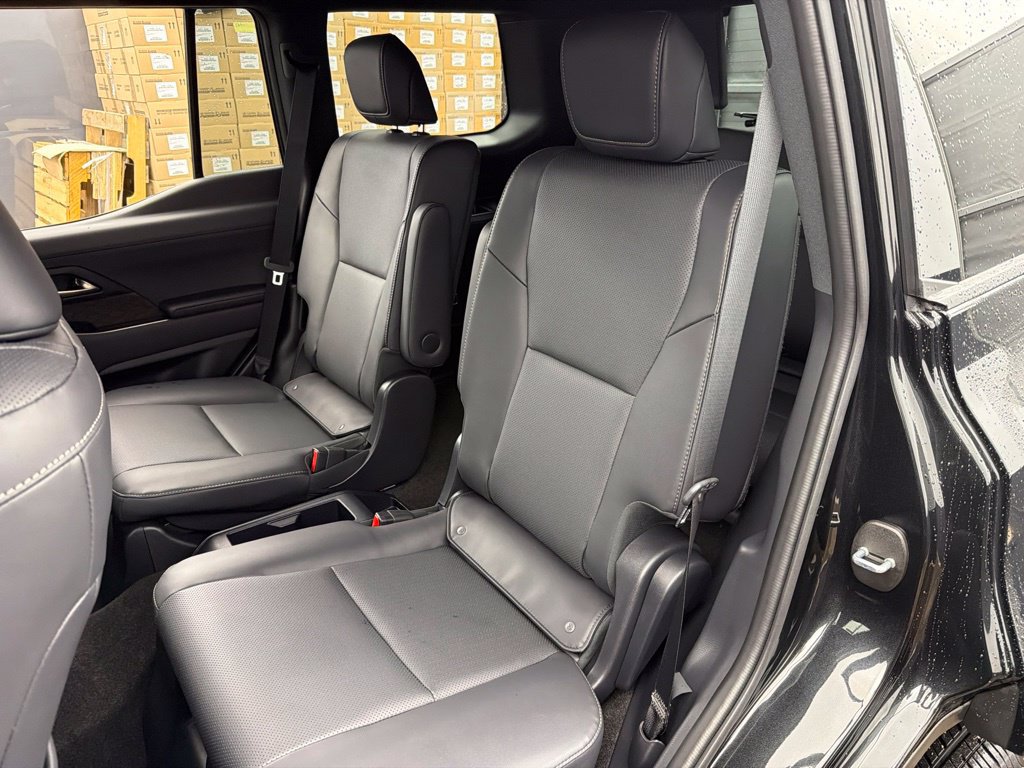 Used 2025 Lexus GX 550 AWD/4WD image 22