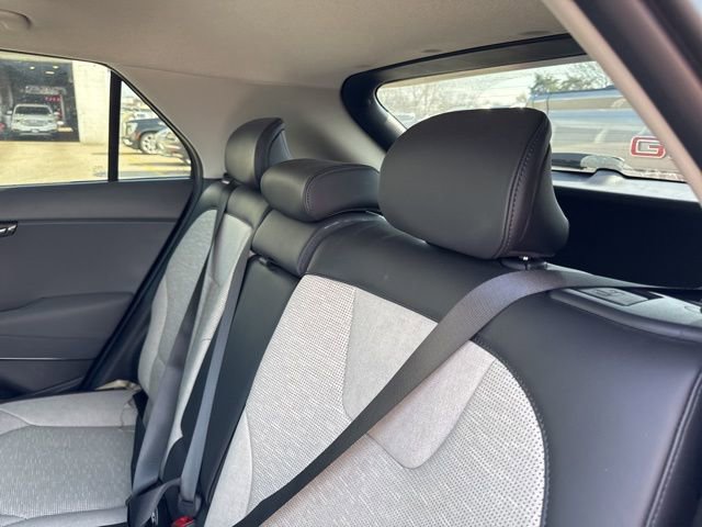 Used 2025 Kia Niro SX image 7