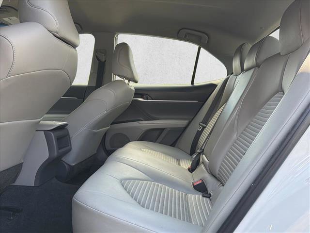 Used 2018 Toyota Camry SE FWD image 22
