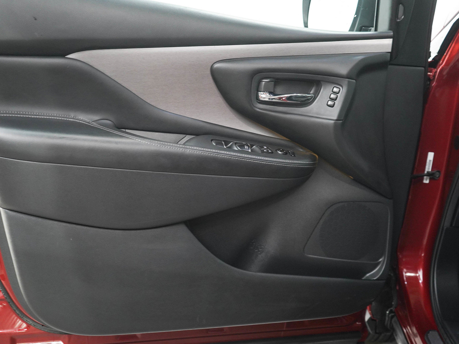 Used 2020 Nissan Murano SL w/ Moonroof Package AWD/4WD image 19