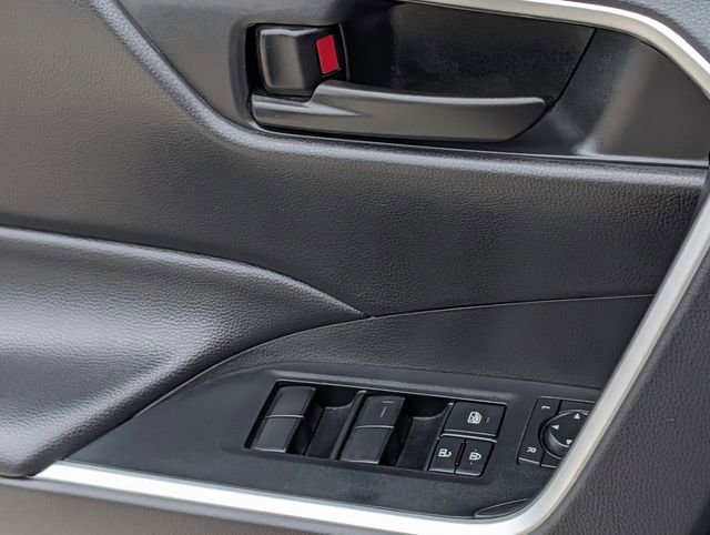Certified 2025 Toyota RAV4 LE image 22