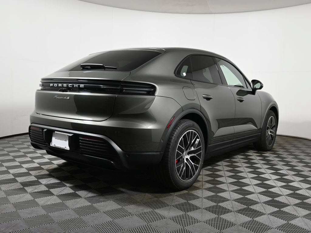 Used 2025 Porsche Macan 4S Electric AWD/4WD image 7