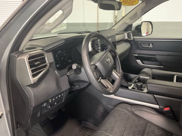 Used 2024 Toyota Tundra Limited w/ Power Package image 9
