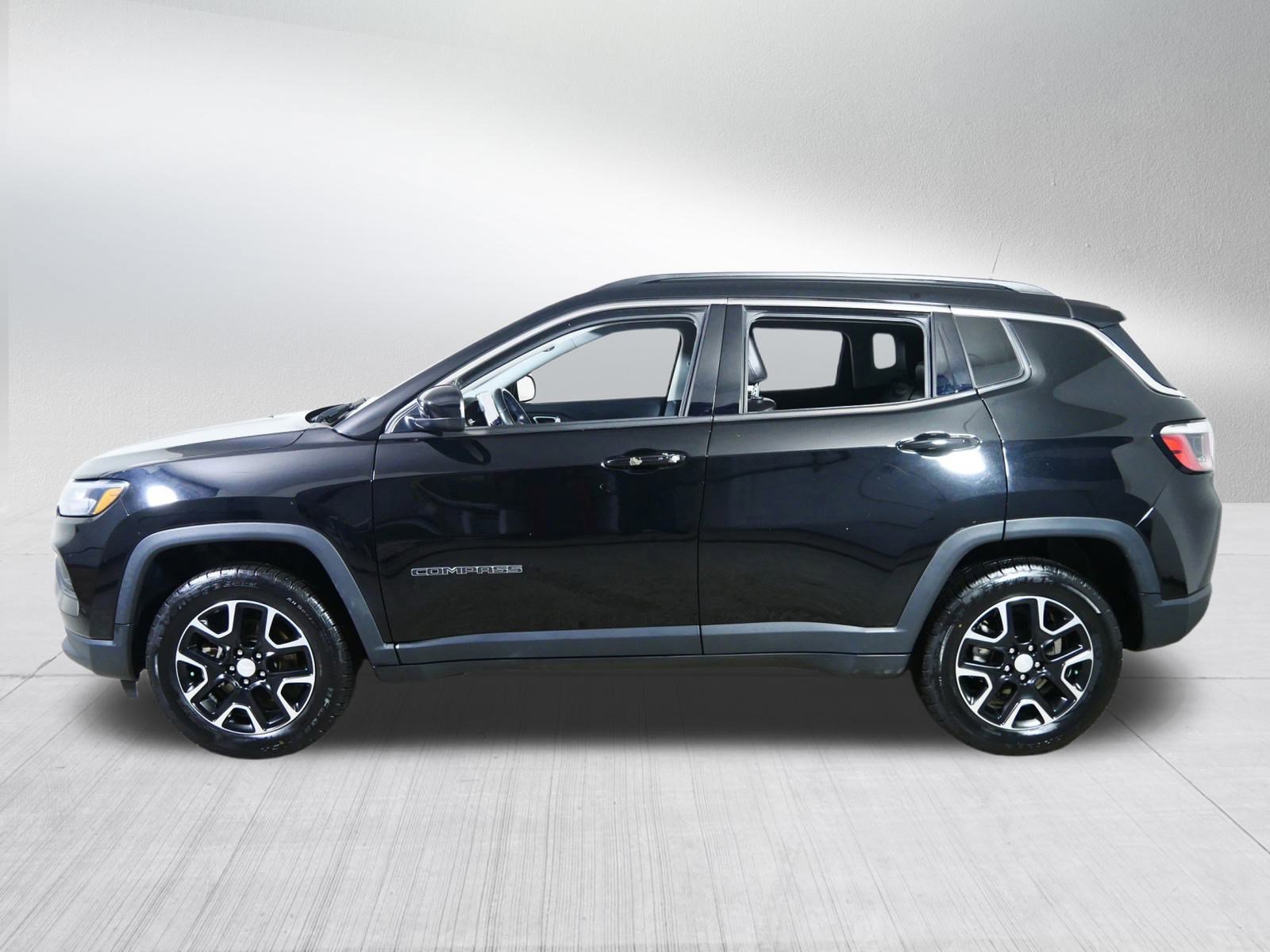 Used 2022 Jeep Compass Latitude w/ Convenience Group image 4