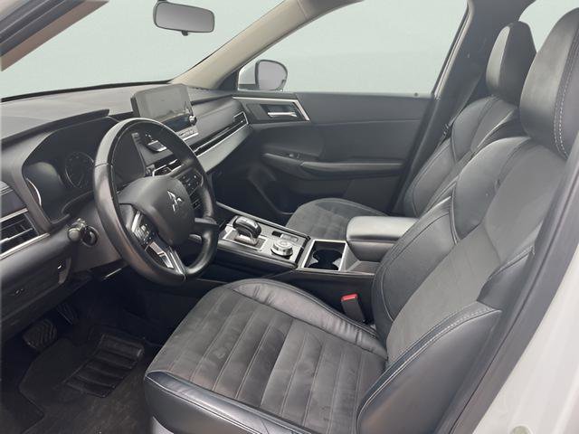 Used 2022 Mitsubishi Outlander SE FWD image 13