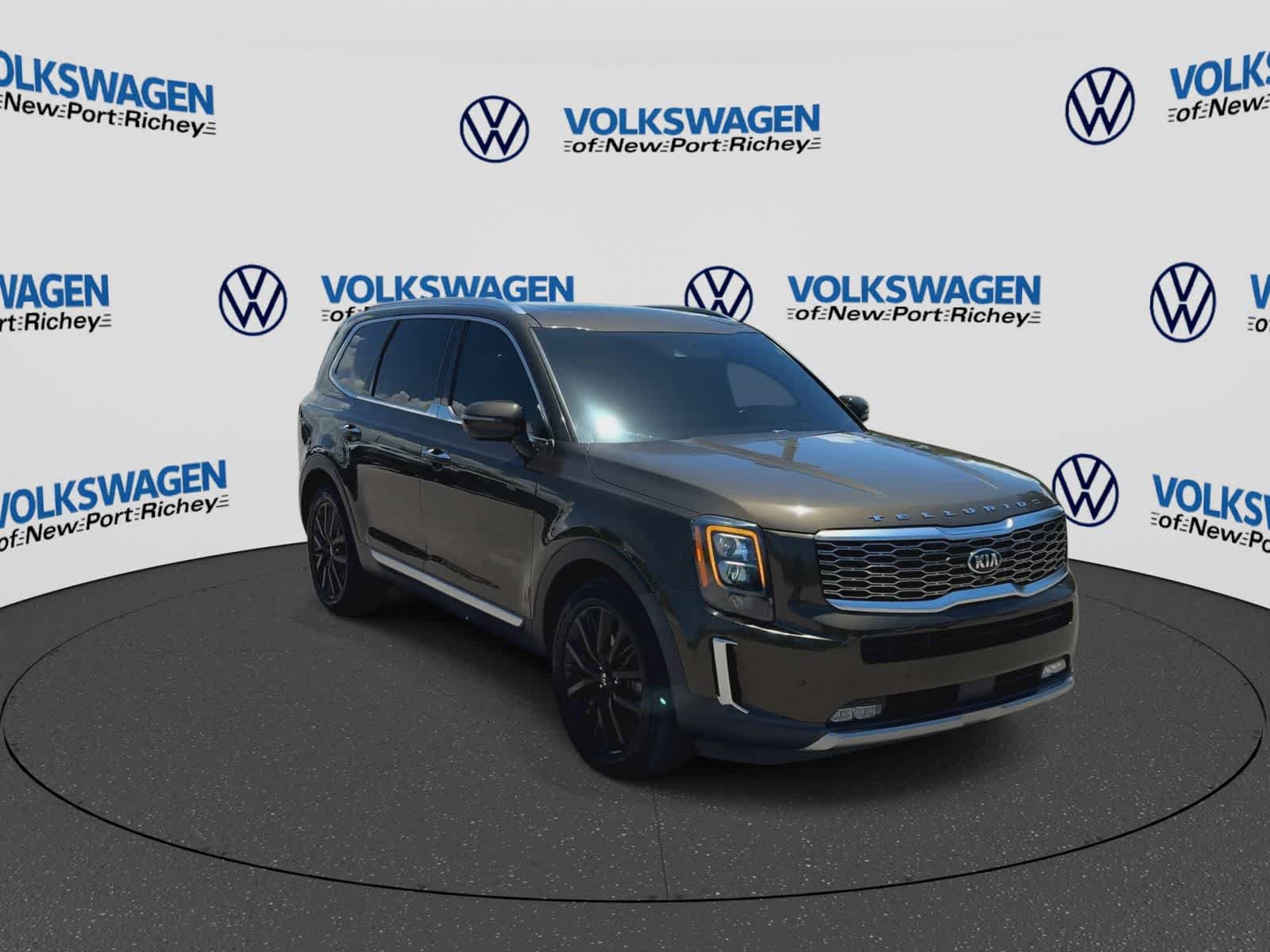 Used 2020 Kia Telluride SX w/ SX Prestige Package AWD/4WD image 2