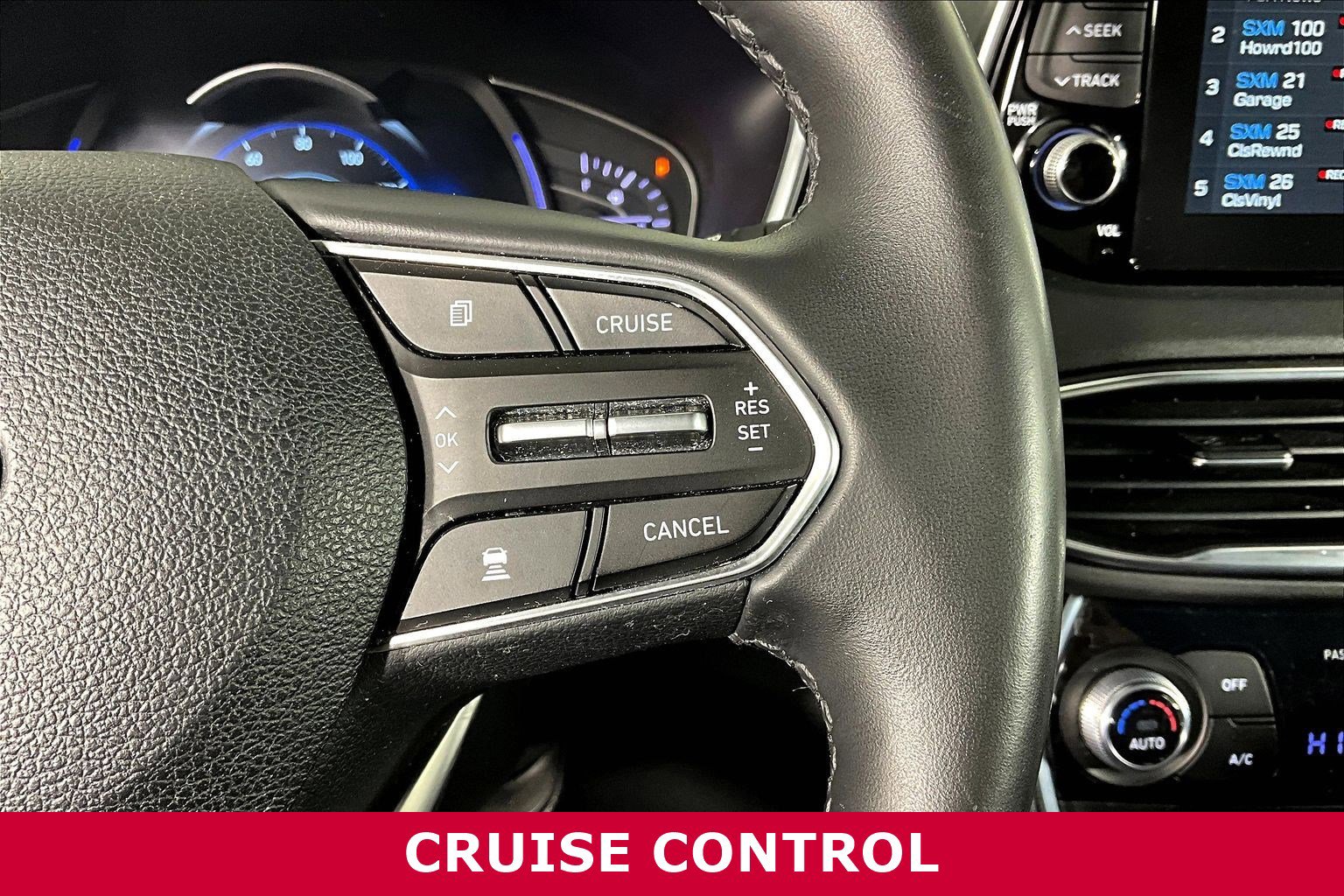 Used 2019 Hyundai Santa Fe AWD image 11
