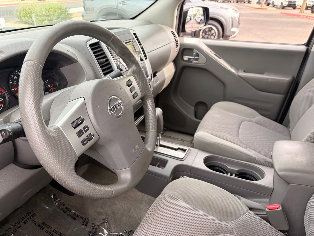 Used 2018 Nissan Frontier SV RWD image 16