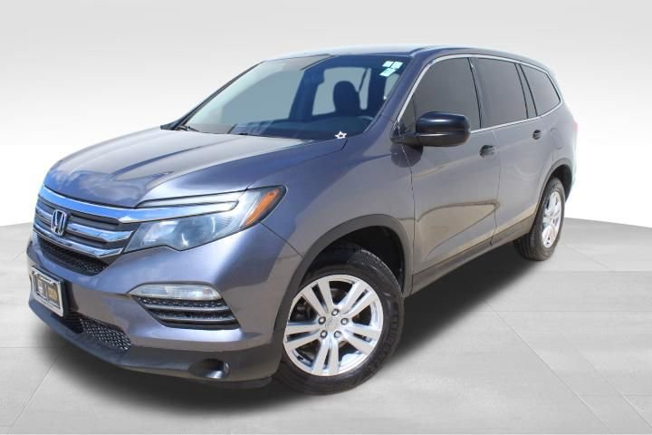 Used 2016 Honda Pilot LX image 1