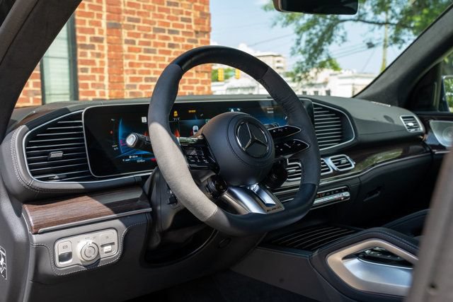 Used 2024 Mercedes-Benz GLE 63 AMG S image 23