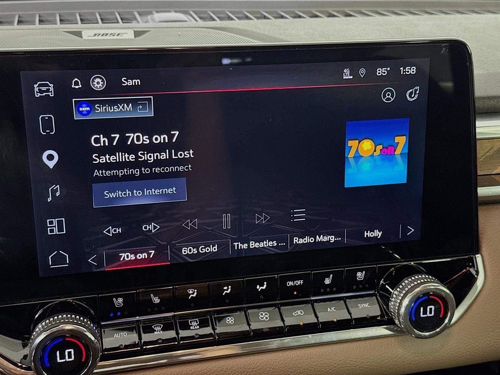 Used 2024 GMC Canyon Denali image 16