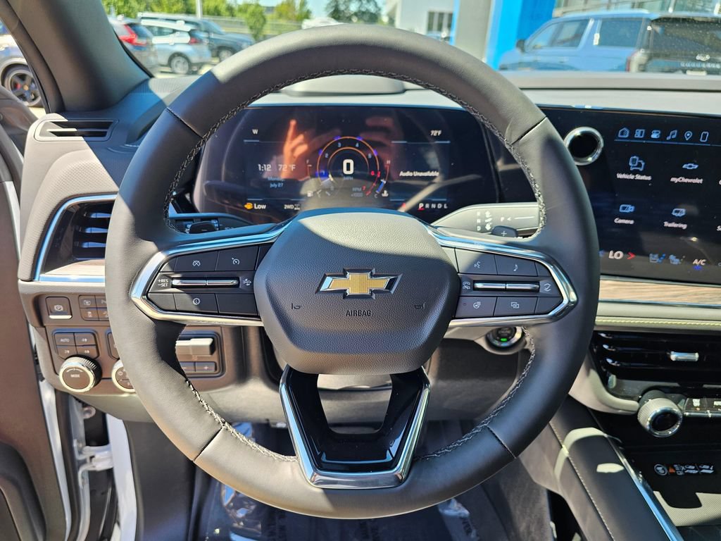 New 2026 Chevrolet Suburban Premier w/ Sun And Tow Package AWD/4WD image 28