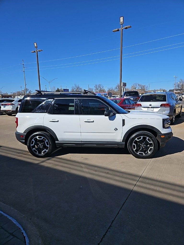 Used 2022 Ford Bronco Sport Outer Banks w/ Tech Package image 4