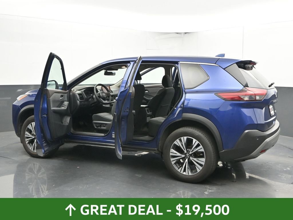 Used 2023 Nissan Rogue SV image 57