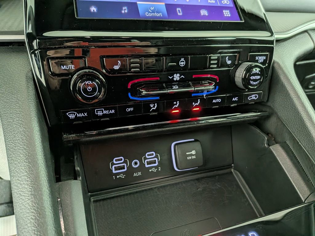 Certified 2024 Jeep Grand Cherokee Altitude image 30