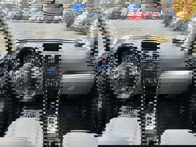 Used 2015 Subaru Forester 2.5i Premium w/ All-Weather Package image 12