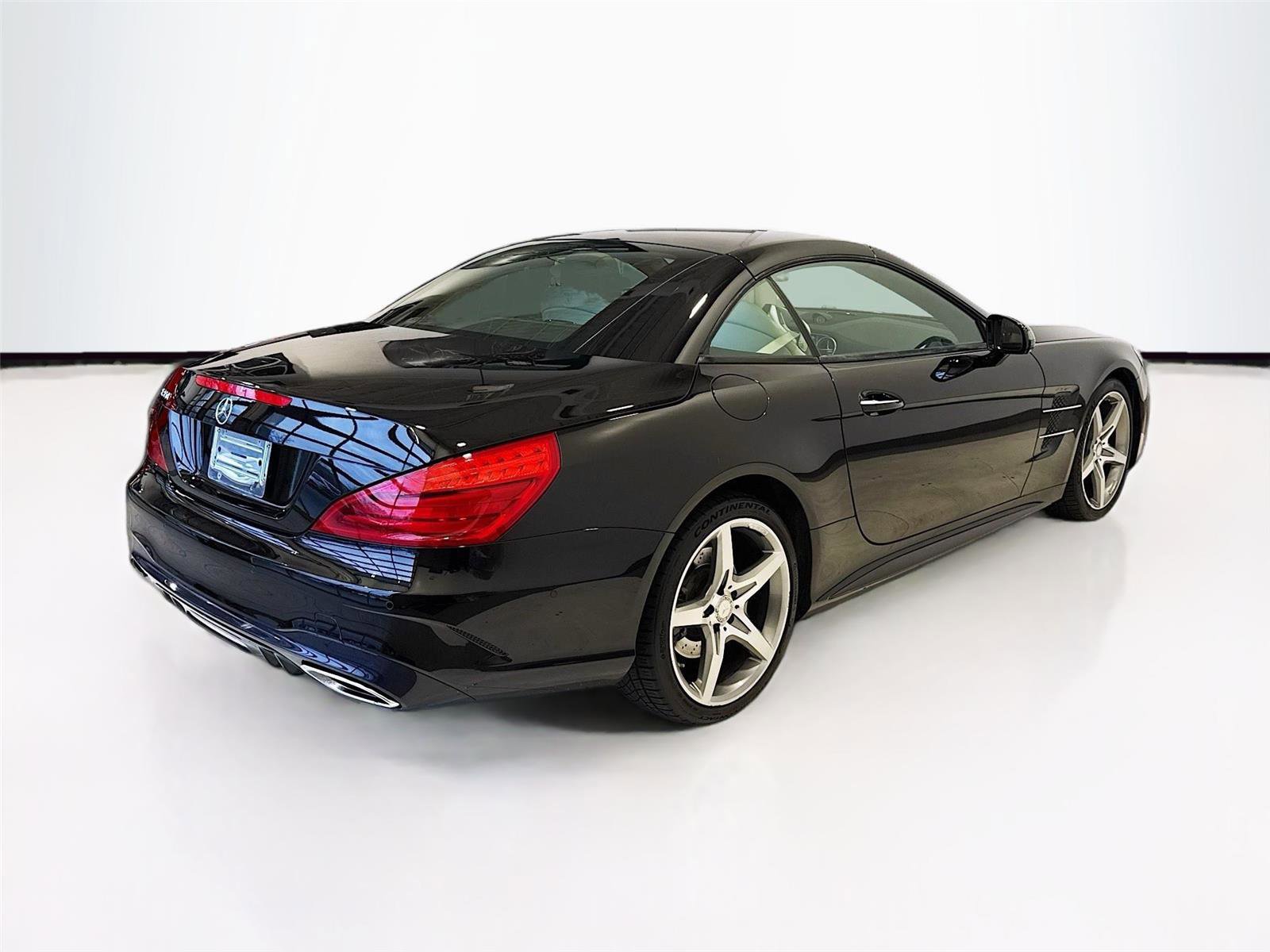 Used 2017 Mercedes-Benz SL 550 image 5