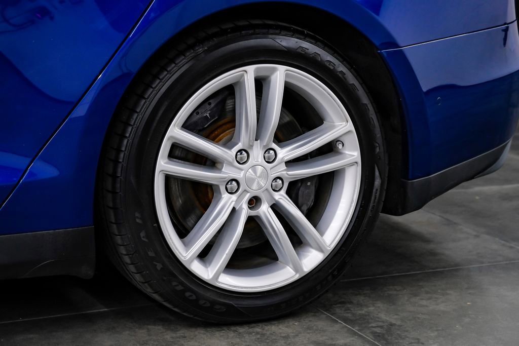 Used 2016 Tesla Model S 70 image 59