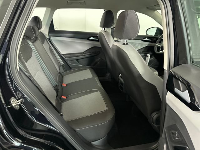 Used 2024 Volkswagen Taos S image 27