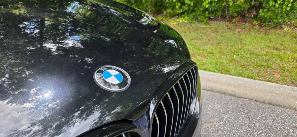 Used 2019 BMW 750i w/ Executive Package RWD image 25