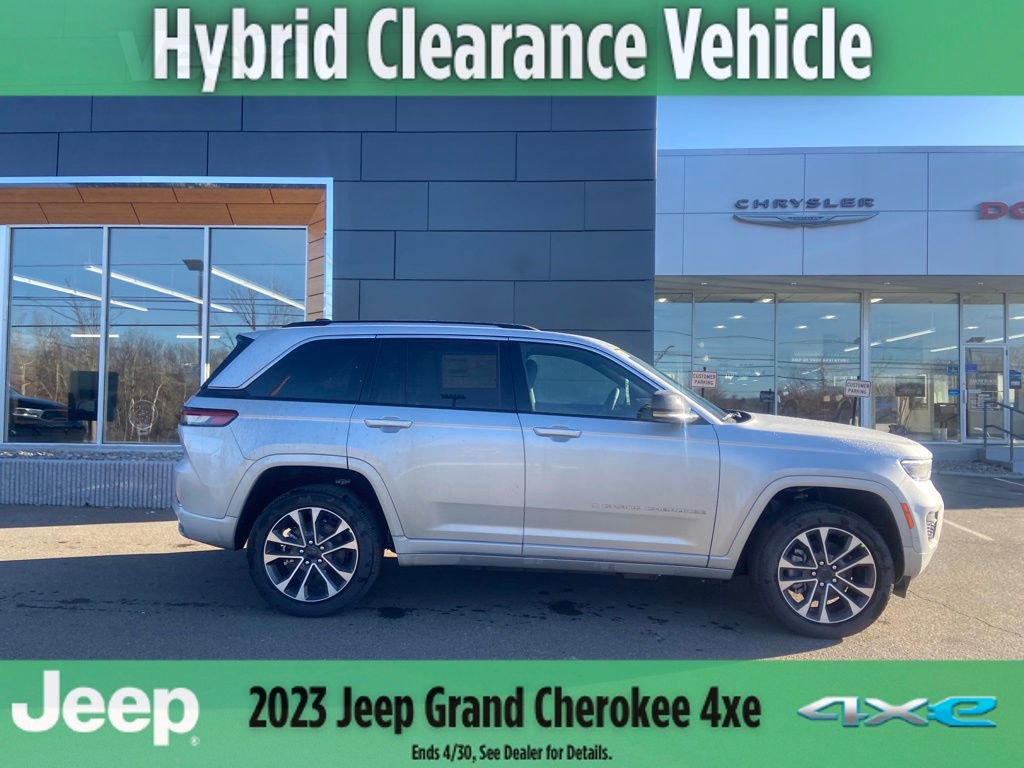 New 2023 Jeep Grand Cherokee Overland image 11