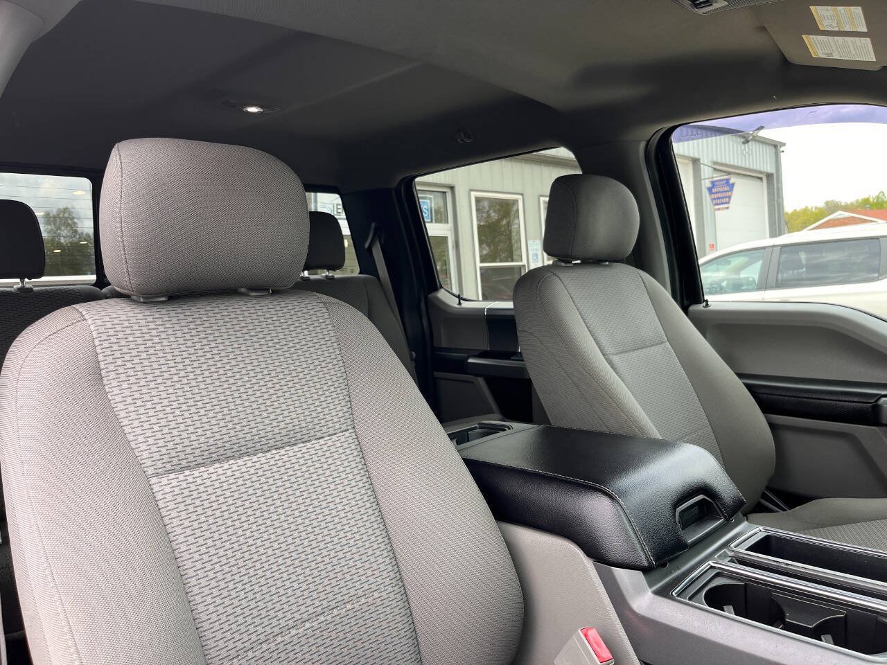 Used 2019 Ford F150 XLT w/ Equipment Group 302A Luxury AWD/4WD image 11