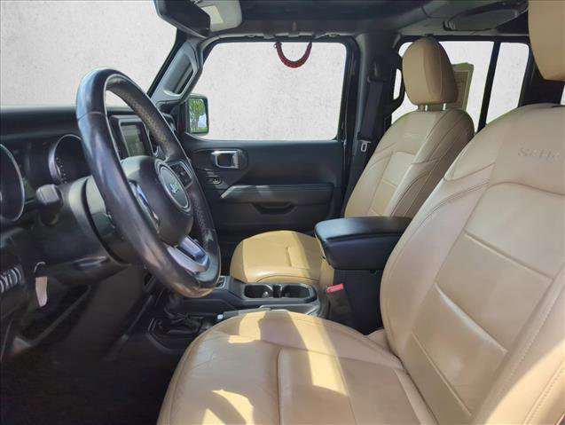 Used 2018 Jeep Wrangler Unlimited Sahara AWD/4WD image 16