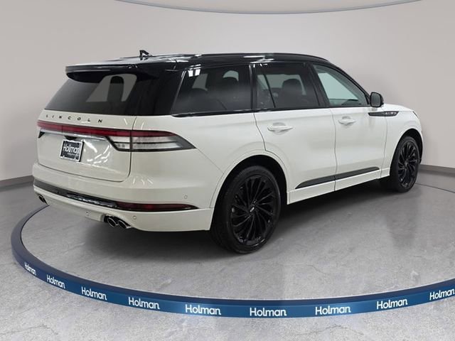 Certified 2023 Lincoln Aviator Black Label AWD/4WD image 5