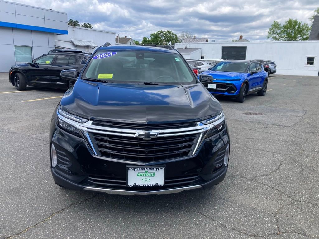 Used 2024 Chevrolet Equinox LT AWD/4WD image 3