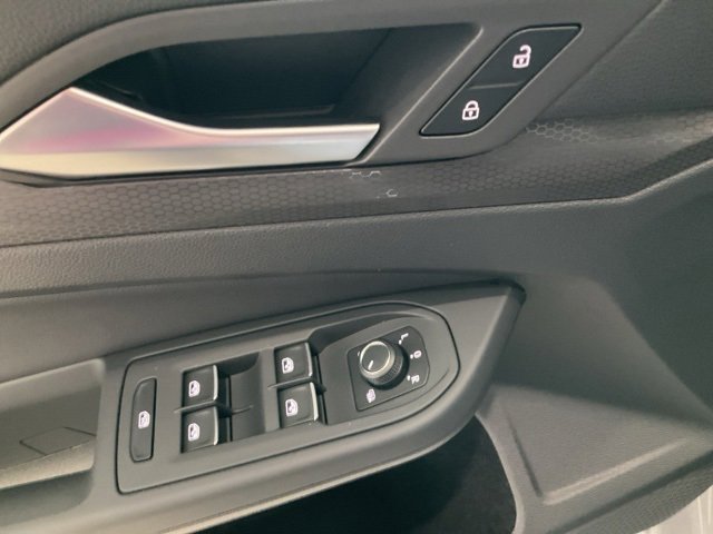 Used 2024 Volkswagen GTI Autobahn image 6
