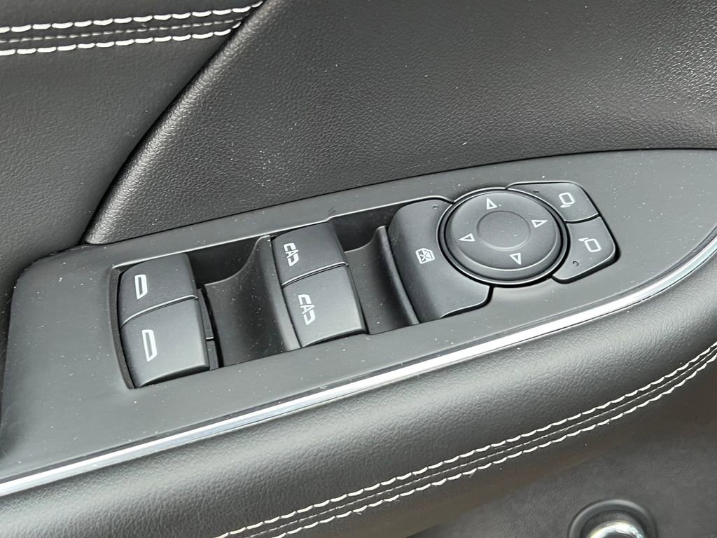 Used 2023 Buick Envision Preferred w/ Sport Touring Package image 18