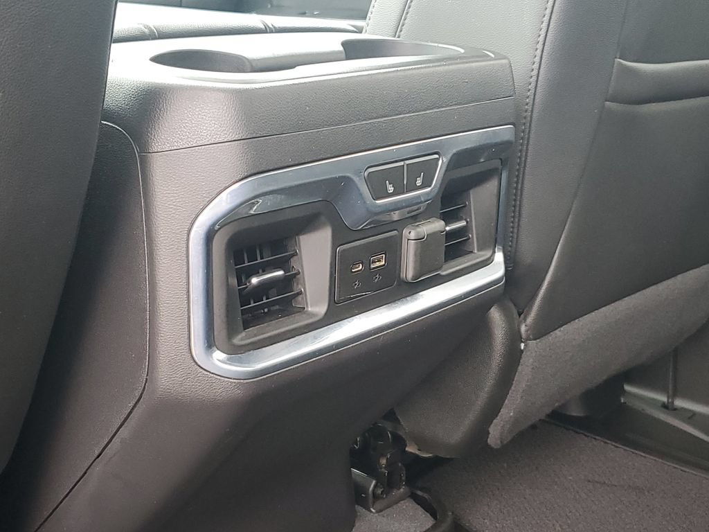 Used 2021 Chevrolet Silverado 1500 LTZ w/ Technology Package AWD/4WD image 38