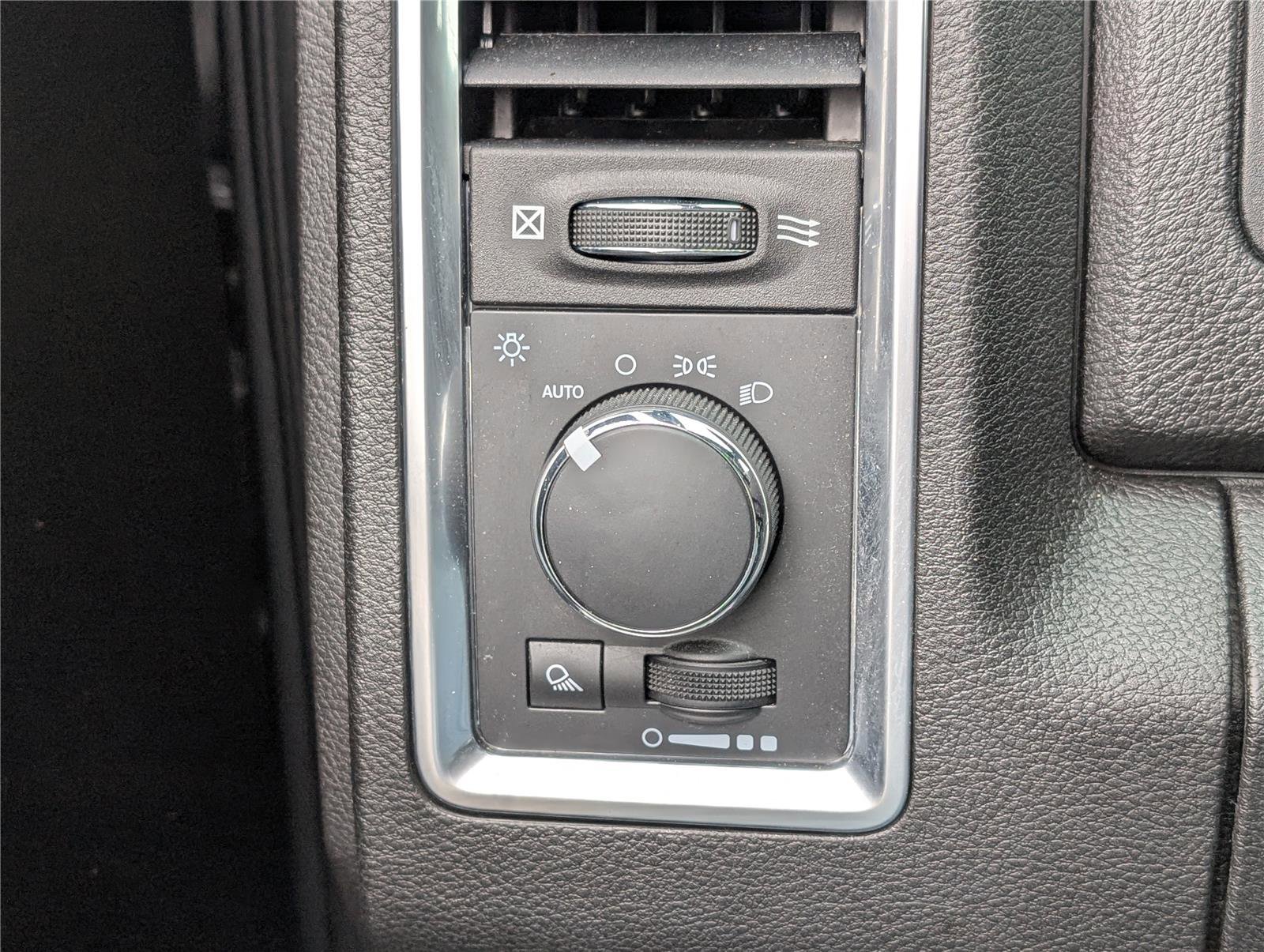 Used 2021 RAM 1500 Classic Warlock w/ Electronics Group image 15