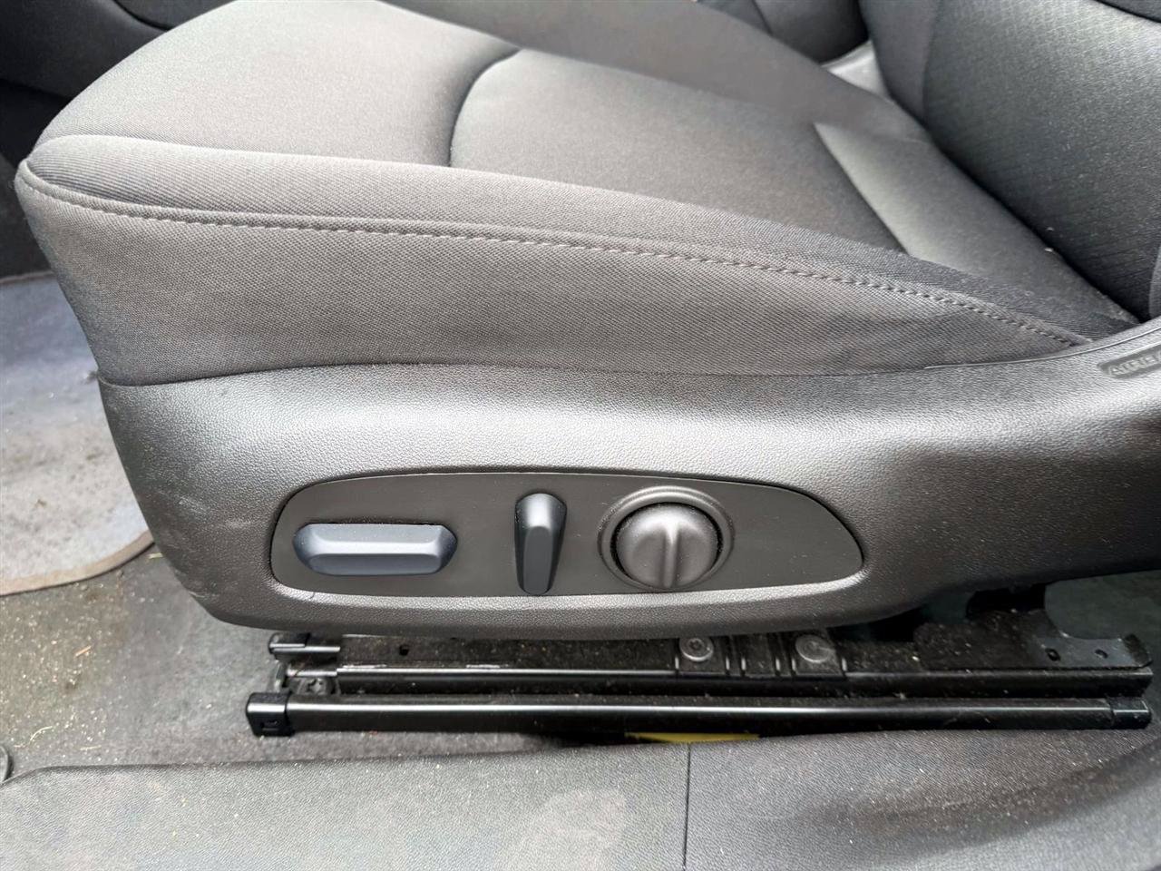 Used 2023 Chevrolet Malibu LT FWD image 15