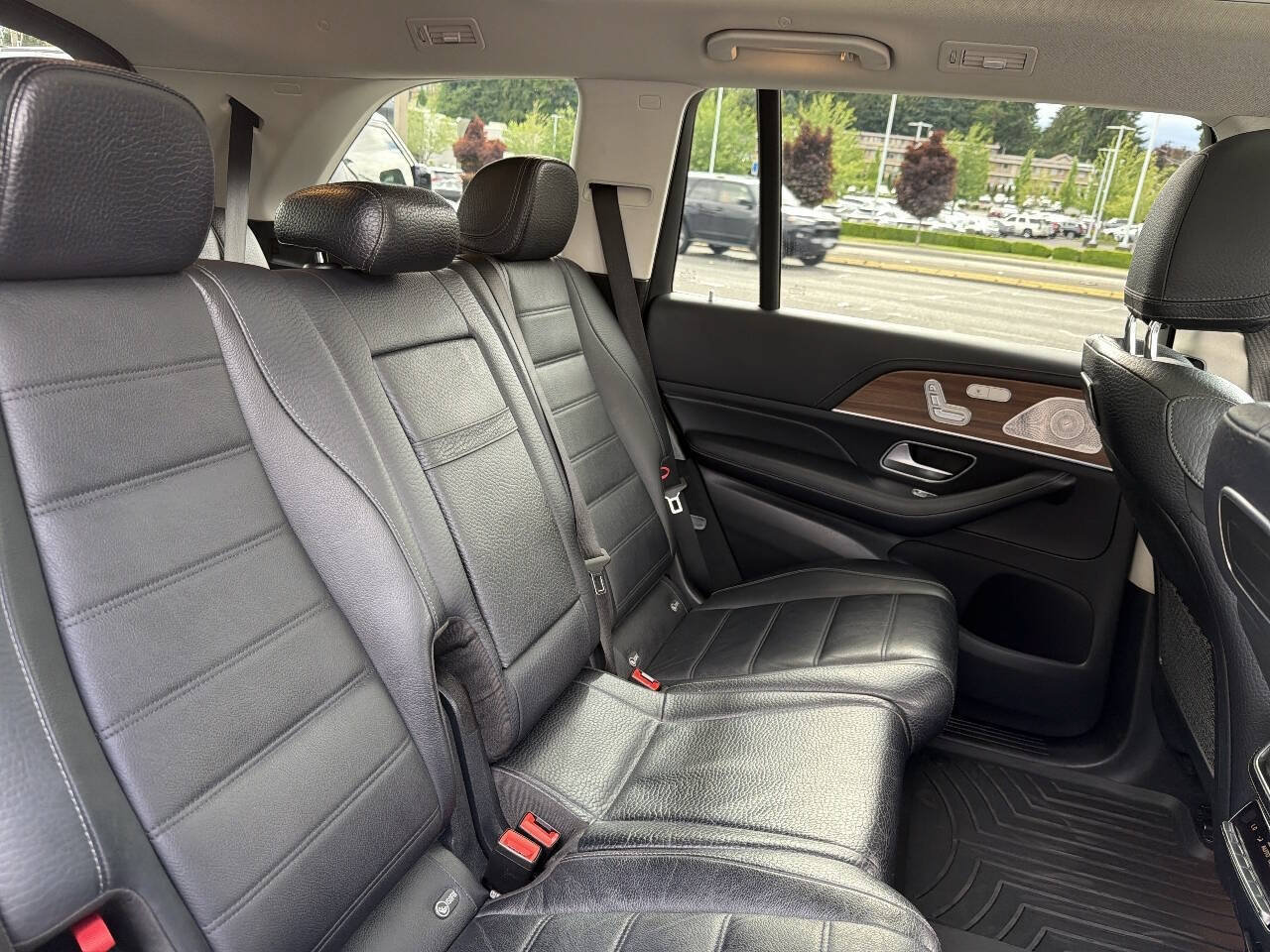 Used 2020 Mercedes-Benz GLS 580 4MATIC image 28