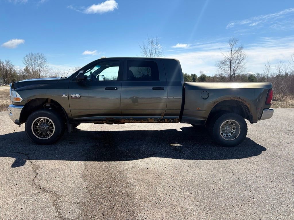 Used 2012 RAM 3500 SLT w/ Luxury Group AWD/4WD image 3
