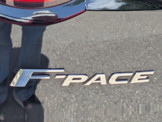 Used 2020 Jaguar F-PACE R-Sport AWD/4WD image 17