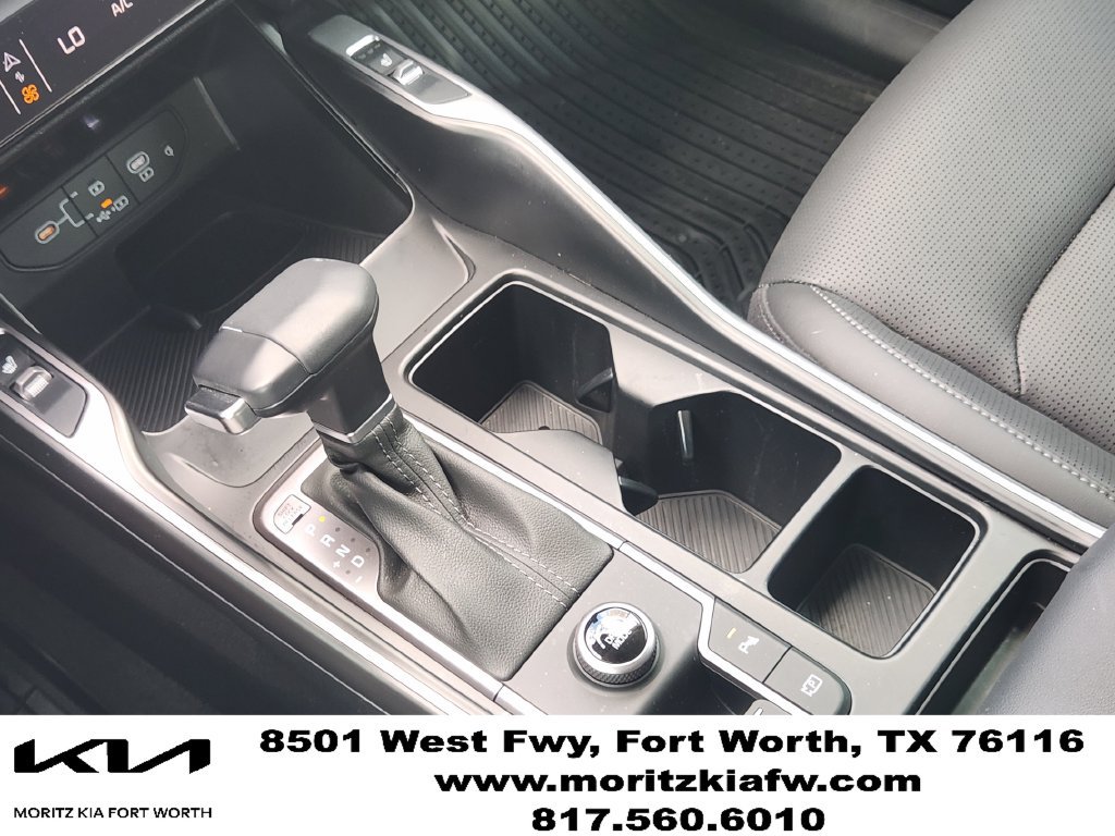 Certified 2025 Kia Sorento EX FWD image 24