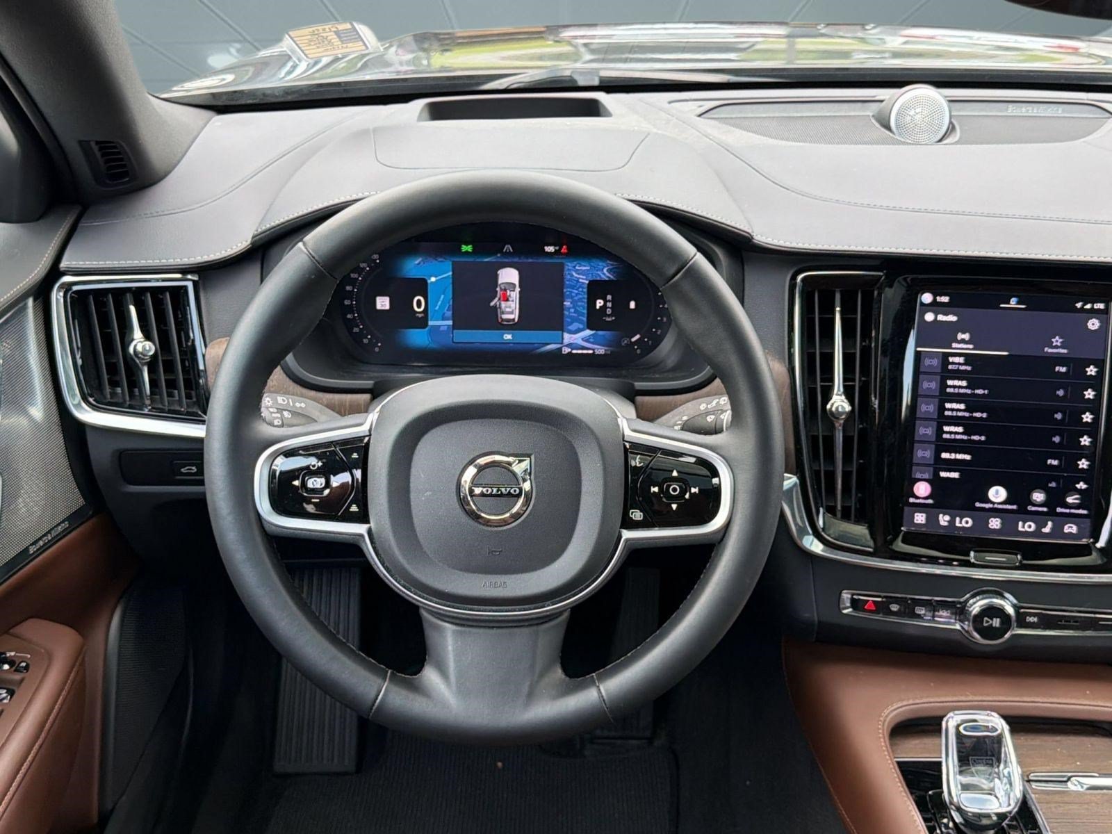 Certified 2025 Volvo V90 B6 Cross Country Ultra AWD/4WD image 27