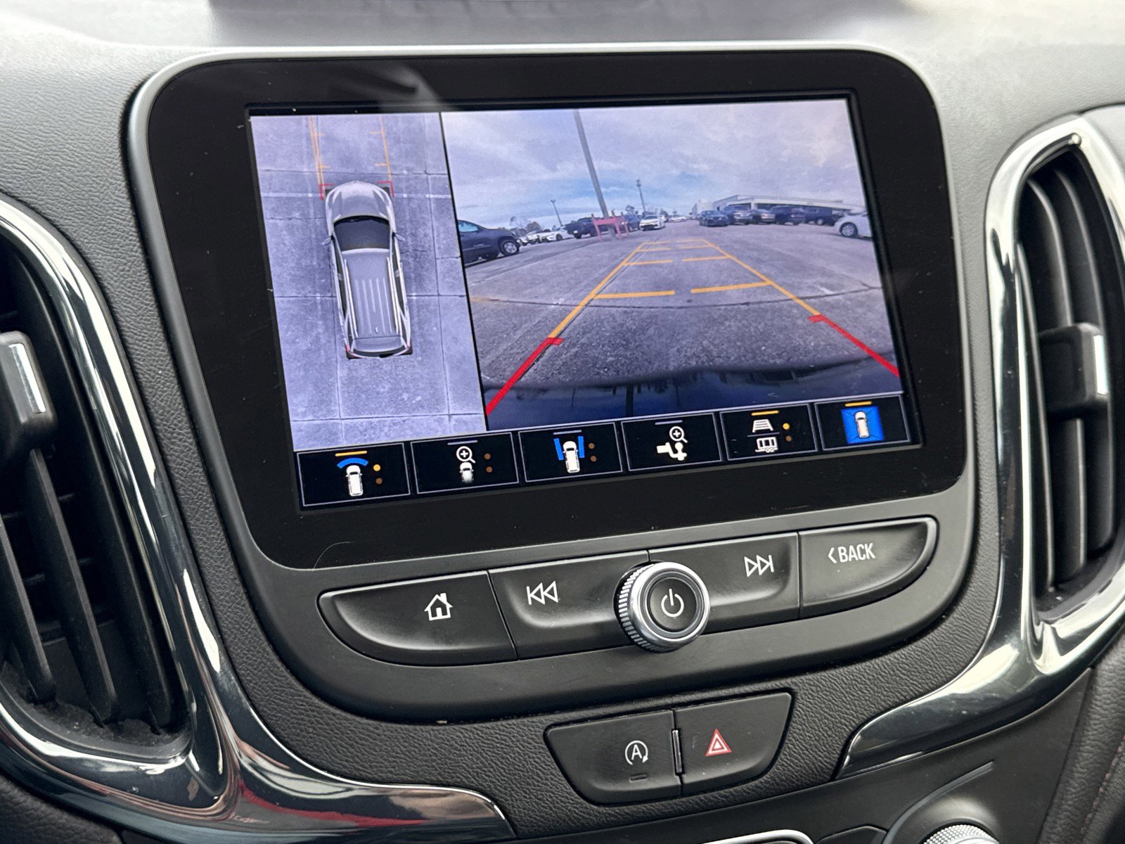 Used 2024 Chevrolet Equinox RS image 25