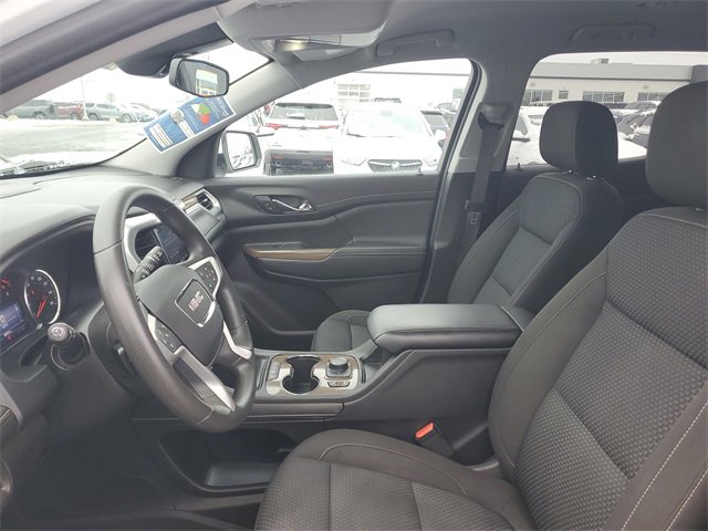 Used 2021 GMC Acadia SLE w/ Driver Convenience Package image 18